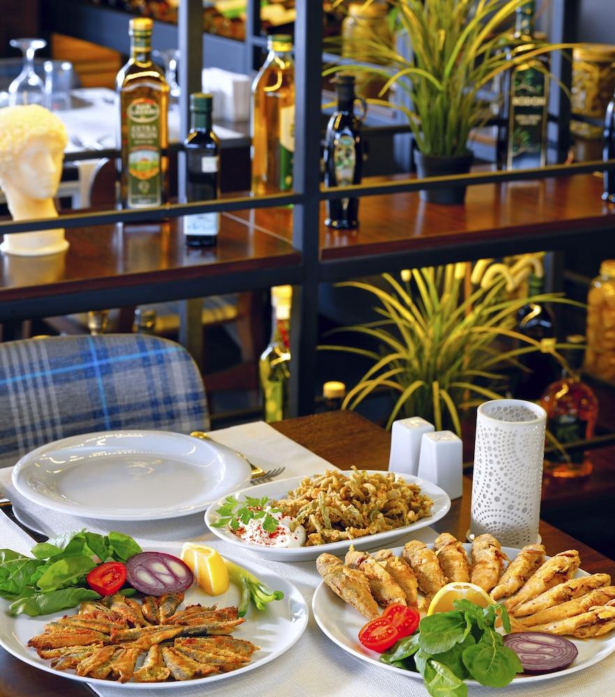 The Merlot Hotel Eskişehir Buitenkant foto