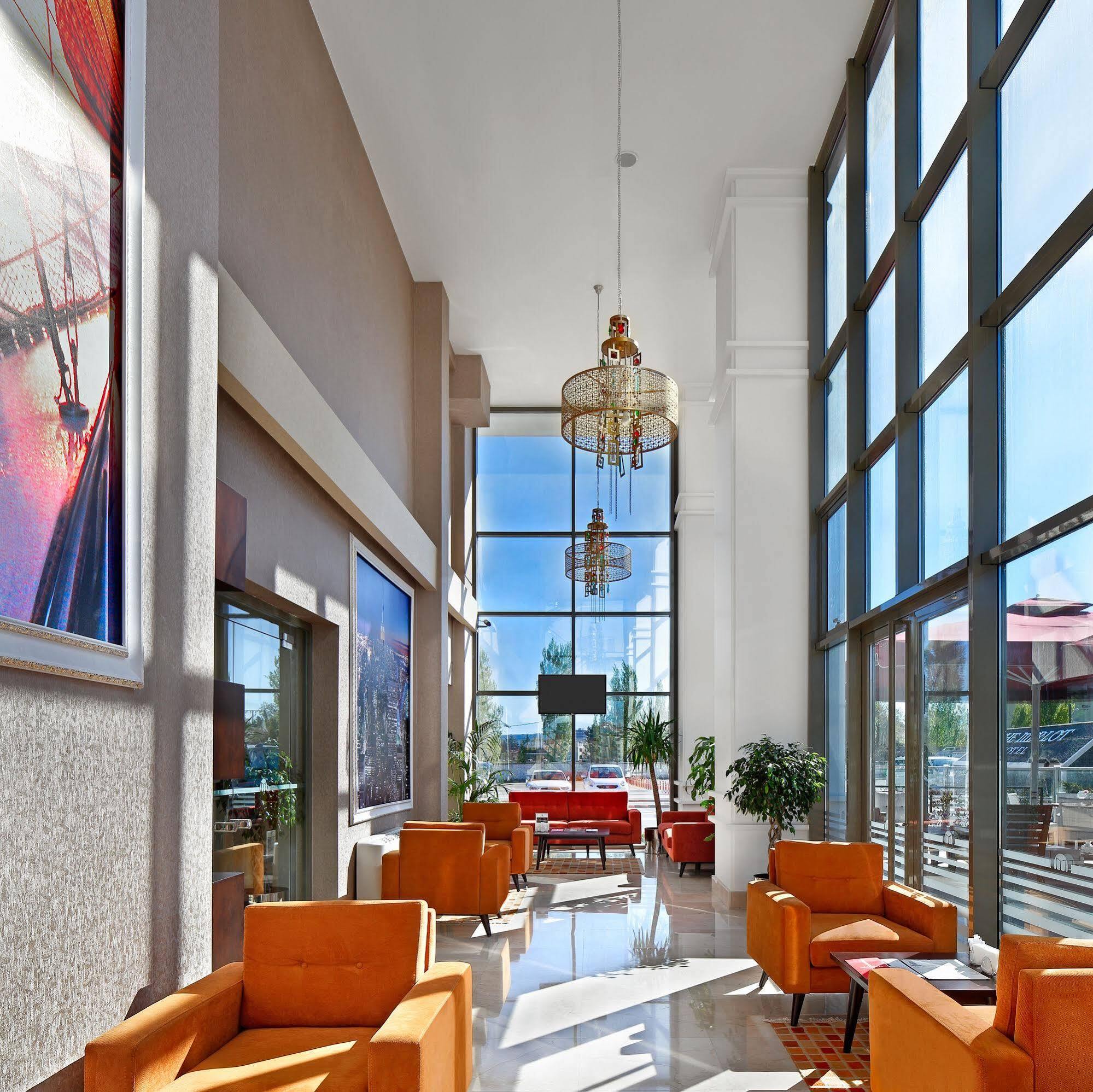 The Merlot Hotel Eskişehir Buitenkant foto